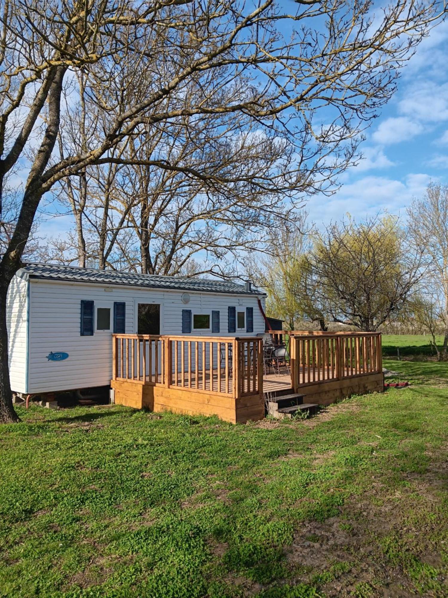 Mobilhome Cosy Au Calme De La Campagne Lombez Kültér fotó